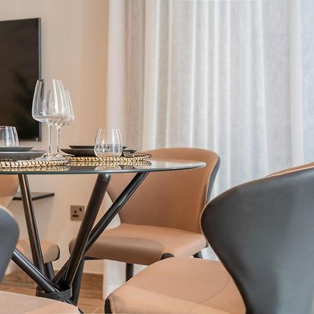 Desert Living Luxury Condo - Jumeirah Living Marina Gate Dubai Exterior foto